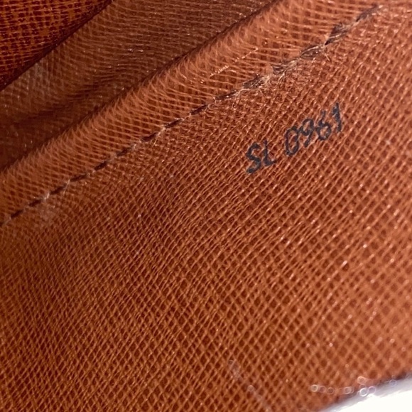 Louis Vuitton Cartouchiere GM Messenger Unisex Crossbody Bag - Picture 17 of 17